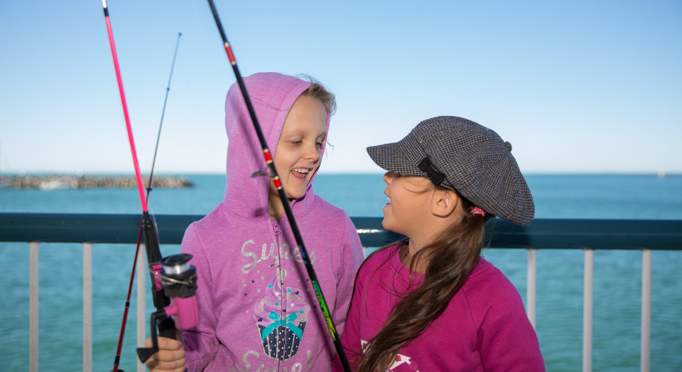 Girls Fishing Redcliffe Jetty 3