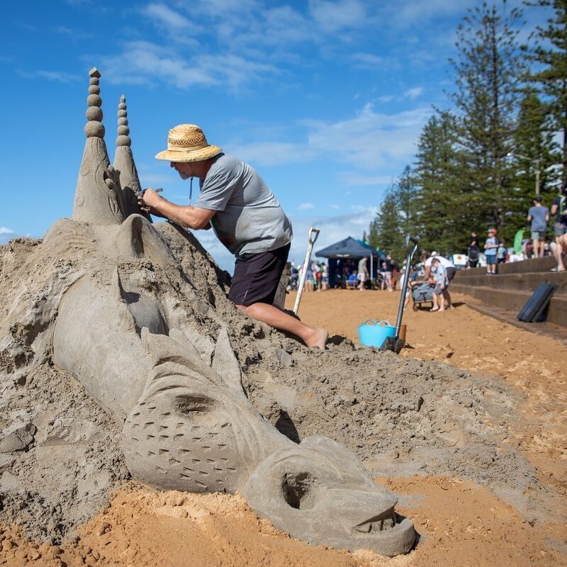Watch the sand sculpture being built at the Redcliffe Festival of Sails