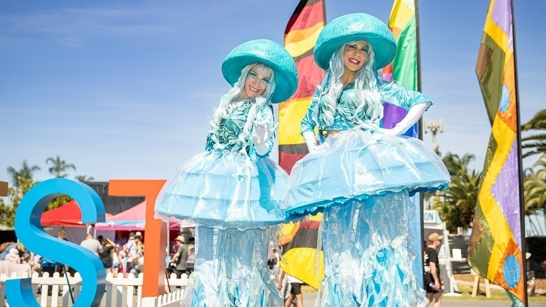 Roaming entertainers at Redcliffe KiteFest
